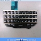 BlackBerry 10 N-Series Device's QWERTY Keyboard Gets Photographed
