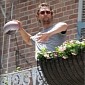 Brad Pit and Matt McConaughey Throw Beers at Each Other in New Orleans – Video