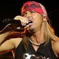 Bret Michaels Nearly Collapses on Stage, Is Taken Away by Paramedics