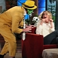 Cameron Diaz Gets Quite a Scare on The Ellen DeGeneres Show – Video