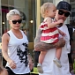Carey Hart Gets into Altercation with Paparazzo for Snapping Pics of Kid’s Diapers – Video