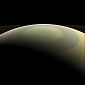 Cassini Snaps Festive View of Saturn and Its Decorations