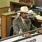 Cattle Auctioneer Shows Off His Rapping Skills – Video