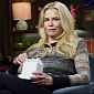 Chelsea Handler Blasts Taylor Swift: She’s Embarrassing, Possibly a Virgin – Video