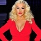 Christina Aguilera Dazzles on First Post-Pregnancy Red Carpet Appearance