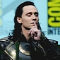 Comic-Con 2013: Tom Hiddleston Shows Up as Loki at “Thor 2” Panel – Video
