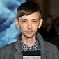 DJ Qualls Gets Beaten Up by Police Officer – Video