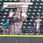 Dad Steps over Kid Chasing Kyle Seager’s Grand Slam