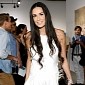 Demi Moore “Offers Support” to Ashton Kutcher and Pregnant Mila Kunis