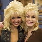 Dolly Parton Comes to Miley Cyrus' Defense