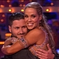 Elizabeth Berkley Gets Perfect Score on DWTS with Fiery Cha Cha Cha – Video