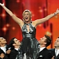 Emmys 2011: Jane Lynch Opens the Show with Musical Segment