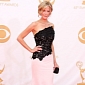 Emmys 2013: Anna Gunn’s Weight Loss Worries, Puzzles Fans – Photo