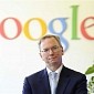 ​Eric Schmidt Denies That Google Will Let Go of Glass