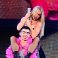 Fan Bites Britney Spears During Femme Fatale Show, Brasil