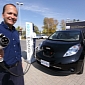 First Nissan LEAF in Canada Delivered to Customer