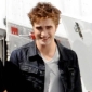First Photo of Robert Pattinson in ‘Eclipse’
