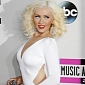 First Photos of Pregnant Christina Aguilera Emerge Online