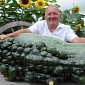 Gardener Uses Cross-Pollination to Grow 118-Pound (53-Kg) Marrow