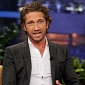 Gerard Butler Offers Tips to Quit Smoking
