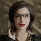 Google Starts Offering People the Chance to Try On Glass