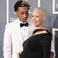 Grammys 2013: Amber Rose Shows Off Her Baby Bump on the Red Carpet