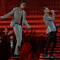 Grammys 2013: Miguel and Wiz Khalifa Perform – Video
