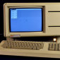 Guy Sells Dead Brother’s Apple Lisa 1 Computer for $15,000 on eBay