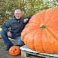 Halloween Pumpkin Tips the Scale at 1,025 Pounds (465 Kilograms)
