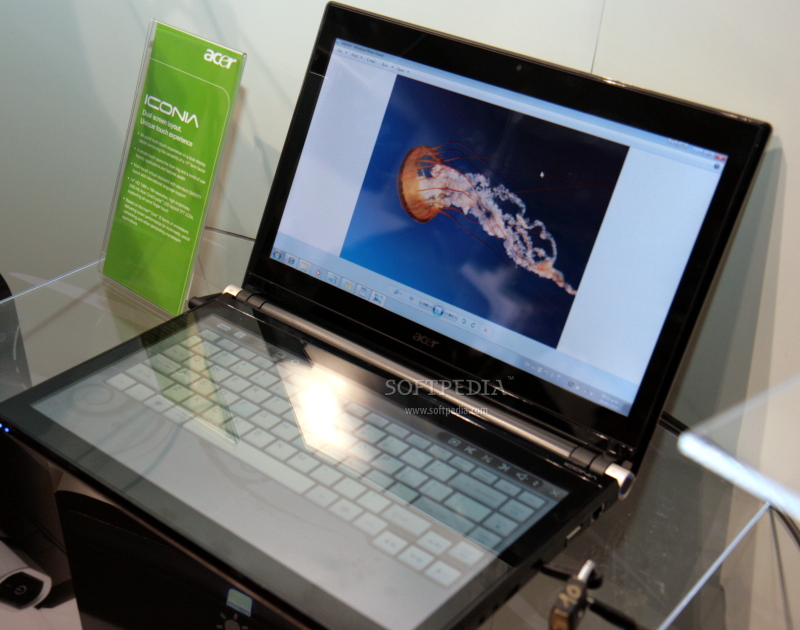 Hands On with the Acer Iconia Dual Touchscreen Notebook