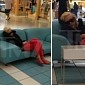Homeless Amanda Bynes Spotted Sleeping in LA Mall – Photo