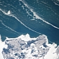 Ice Stringers on Lake Michigan Seen from the ISS