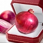 Indian Onion Sale Brings Down Groupon