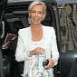 Jennie Garth Steps Out with New Man