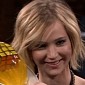 Jennifer Lawrence Plays Box of Lies with Jimmy Fallon on The Tonight Show – Video