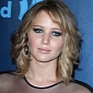 Jennifer Lawrence Unveils New Haircut at GLAAD Media Awards 2013 – Photo