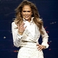 Jennifer Lopez Explains Breakdown in Concert: I'm Just a Girl