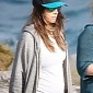 Jessica Biel's Growing Baby Bump Spotted in Australia – Photo