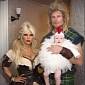 Jessica Simpson Shows Off Tiny Waist in Sizzling Halloween Costume