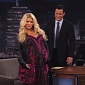 Jessica Simpson Stops by Jimmy Kimmel – Video