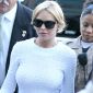 Judge Scolds Lindsay Lohan, She Walks on Bail
