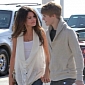 Justin Bieber Is Controlling Selena Gomez, Says Body Language Expert
