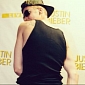 Justin Bieber Moons Fans in Instagram Photo