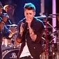 Justin Bieber Performs on DWTS, 7th Week Eliminations Show