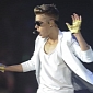 Justin Bieber Throws Eggs at Neighbor's House