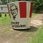 KFC 7-Foot (2.1-Meter) Bucket Turns Up in Woman's Yard over Night