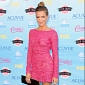 Katie Cassidy Makes a Splash in Neon Pink Lace Dress at Teen Choice Awards