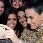 Katy Perry Blasts Selfie Fad as a Disease on Twitter