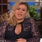 Kelly Clarkson Talks Fat Controversy: I Love How People Think That’s New - Video