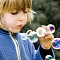 Kids Who Play Outside Less Likely to Become Short-Sighted